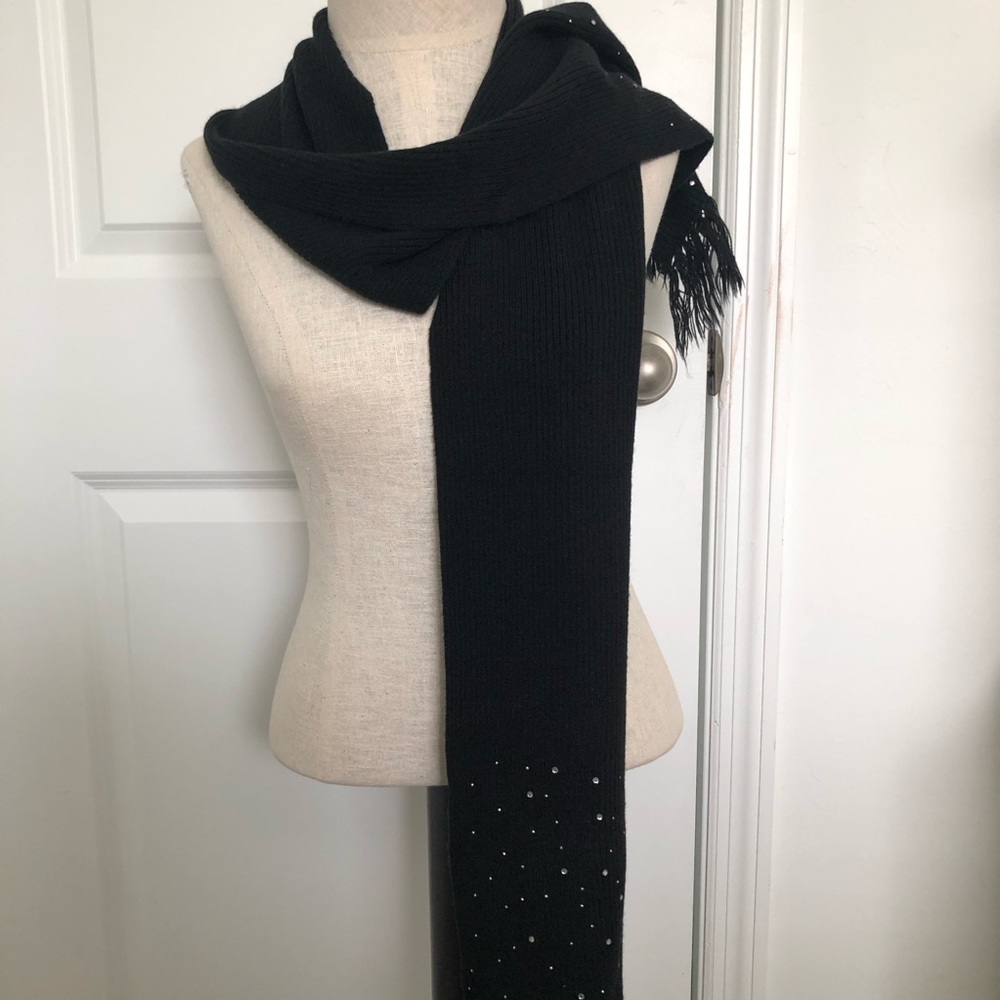 Black Rhinestone Embellished Knit Fringe Scarf